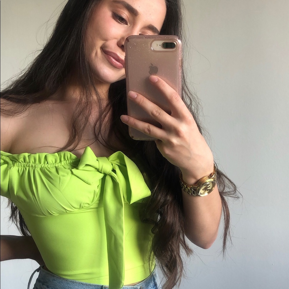 Neon top